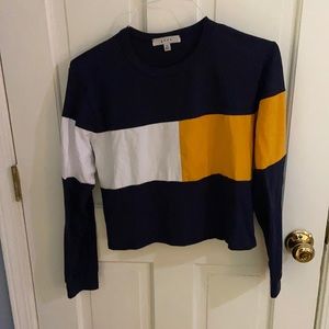 Long sleeve crop top